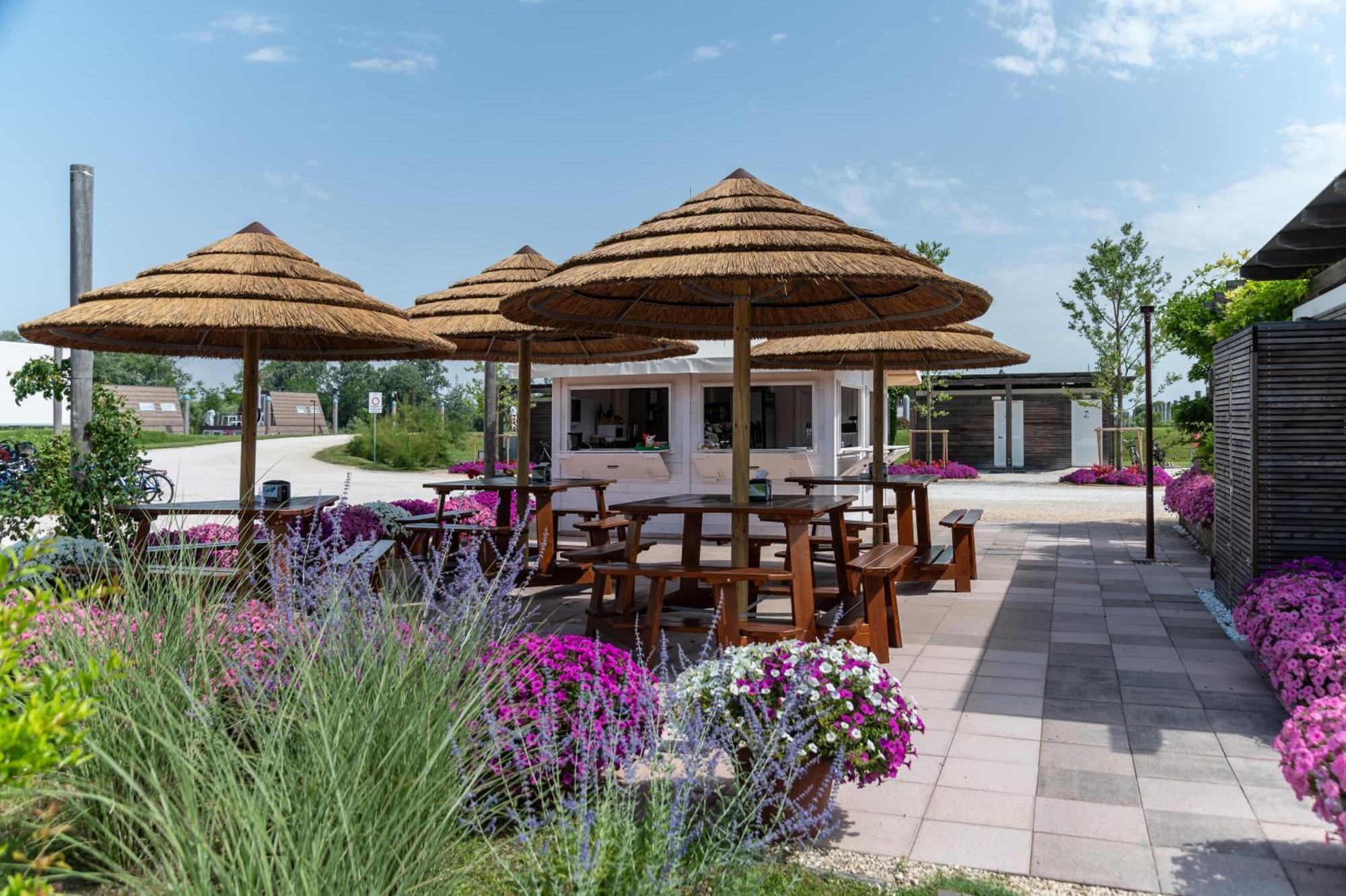 Marina Azzurra Hotel 4*